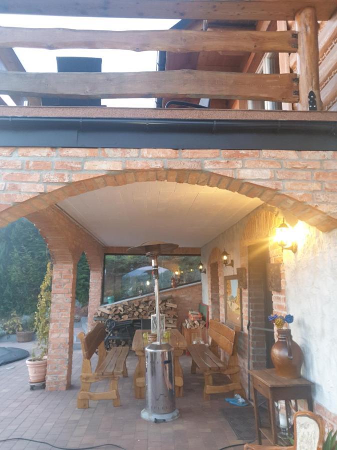 Chata W Grapie Koniaków المظهر الخارجي الصورة