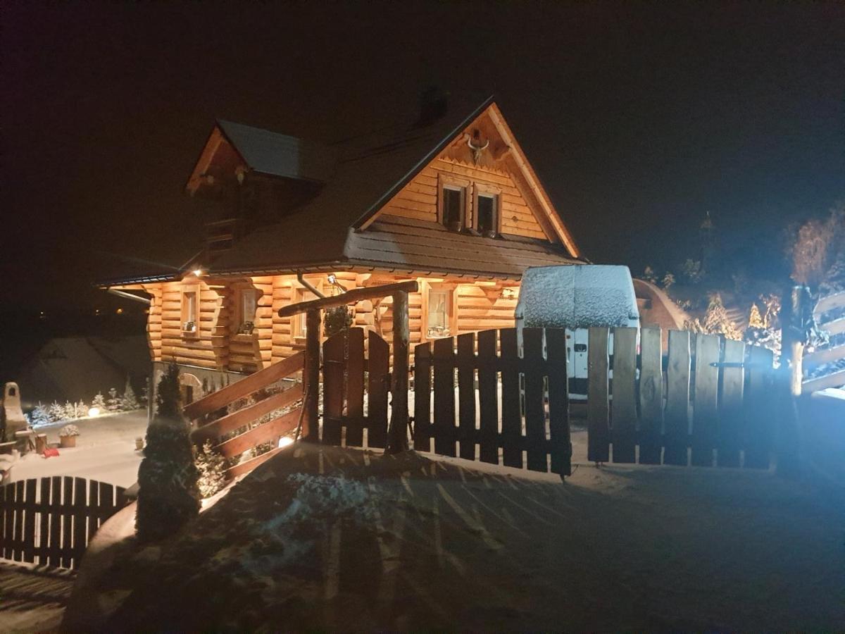 Chata W Grapie Koniaków المظهر الخارجي الصورة