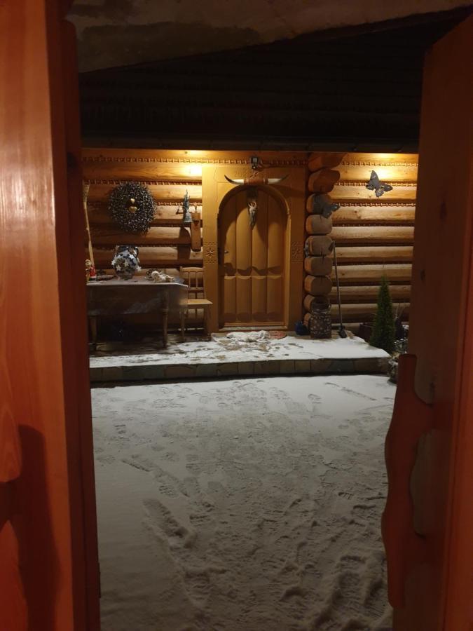 Chata W Grapie Koniaków المظهر الخارجي الصورة