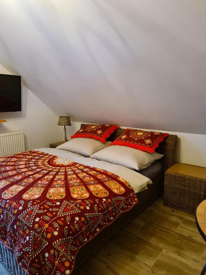 Chata W Grapie Koniaków المظهر الخارجي الصورة