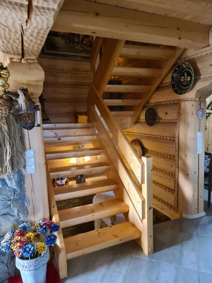 Chata W Grapie Koniaków المظهر الخارجي الصورة