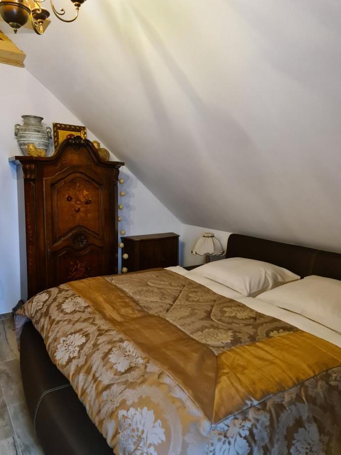 Chata W Grapie Koniaków المظهر الخارجي الصورة